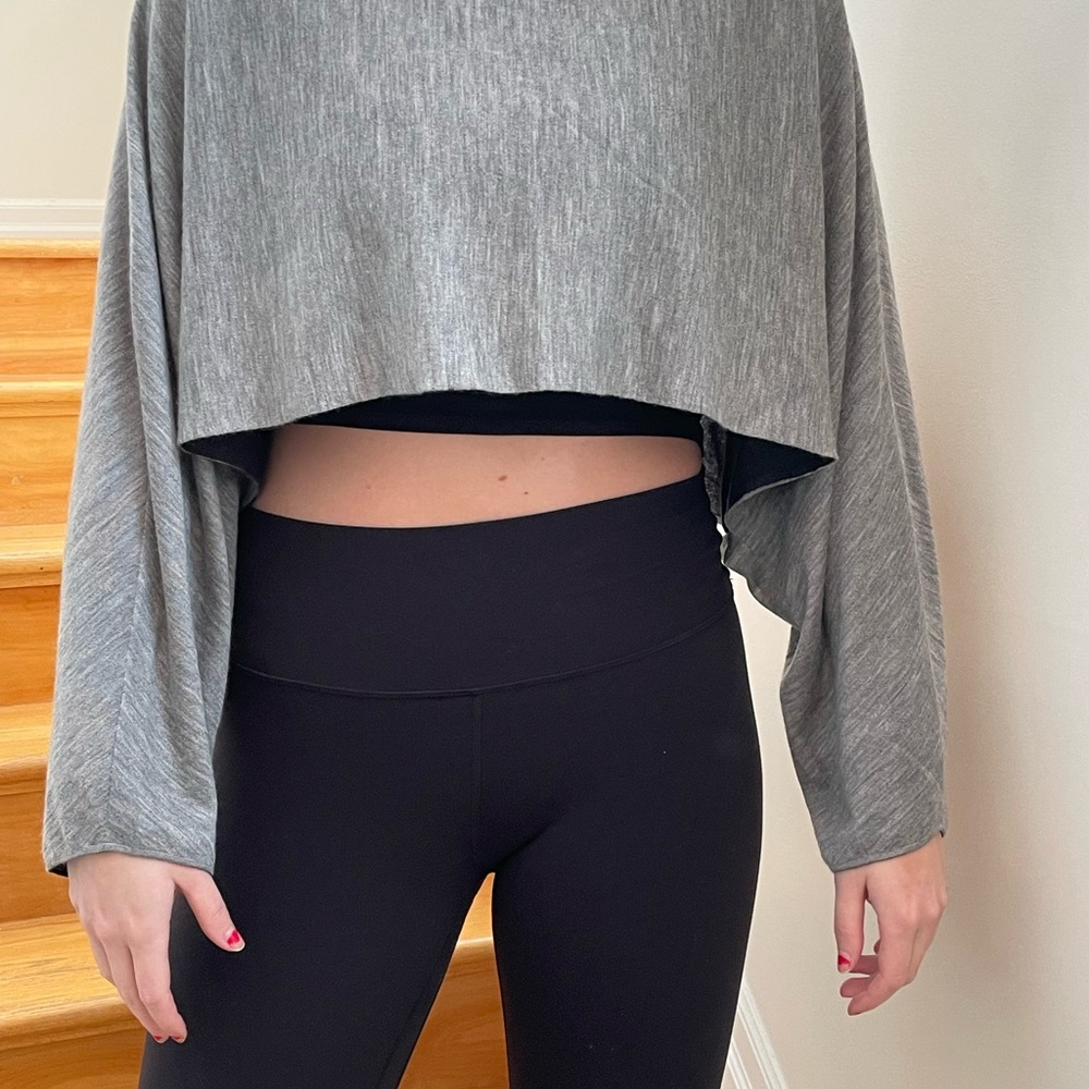 Gray Cropped Long Sleeve Top